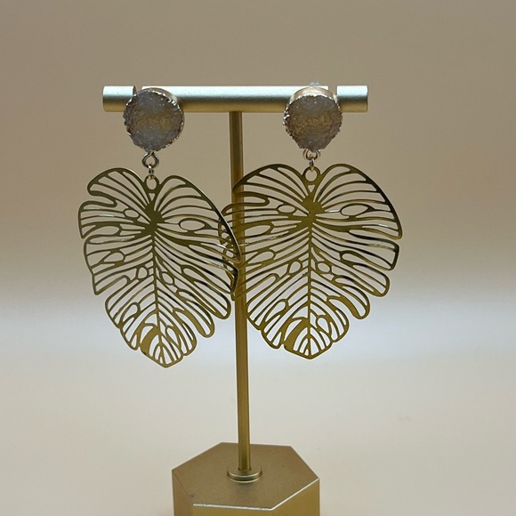 Elegant Gold Monstera Leaf Dangle Earrings - Trendy Boho Chic Leaf Earrings - Picture 4 of 16